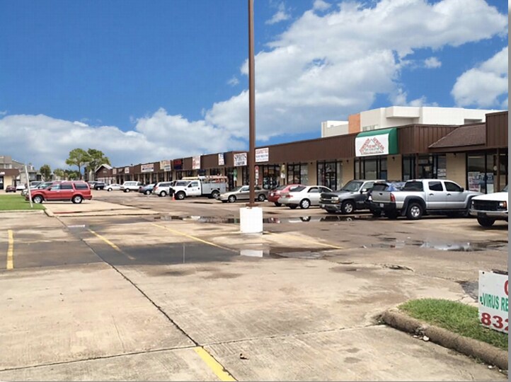 More Photos Of 6221 Highway 6 S, Houston Unknown For Lease