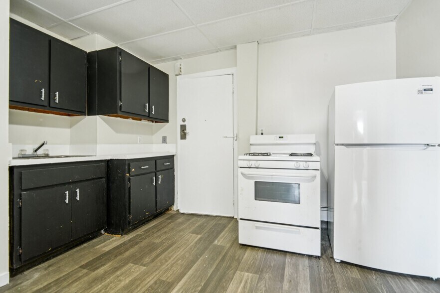 More Photos Of 196-198 Beech St, Paterson Apartments For Sale