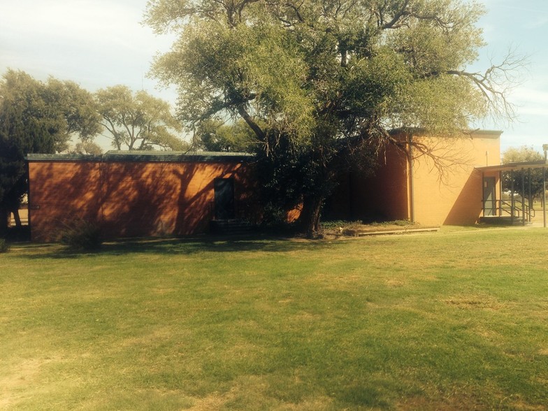 Primary Photo Of 308 Hoover Dr, Lubbock Office For Lease