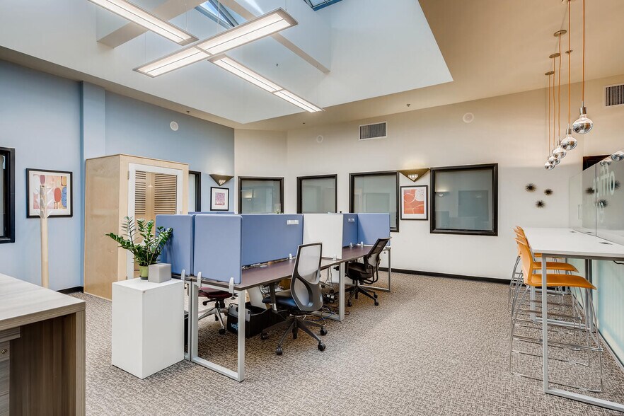 More Photos Of 9233 Park Meadows Dr, Lone Tree General Retail For Lease