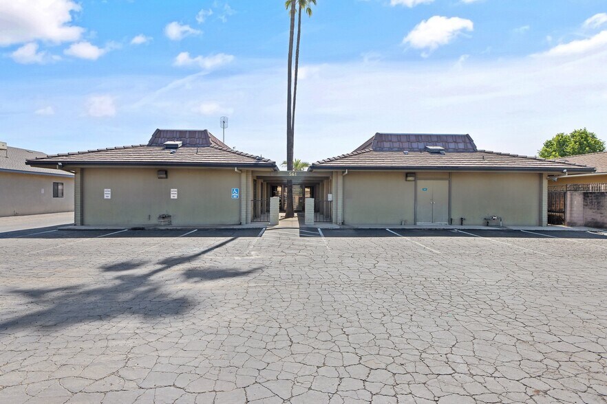 More Photos Of 561 N Alta Ave, Dinuba Medical For Lease