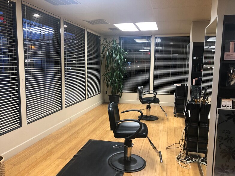 More Photos Of 3001 J St, Sacramento Loft Creative Space For Sale