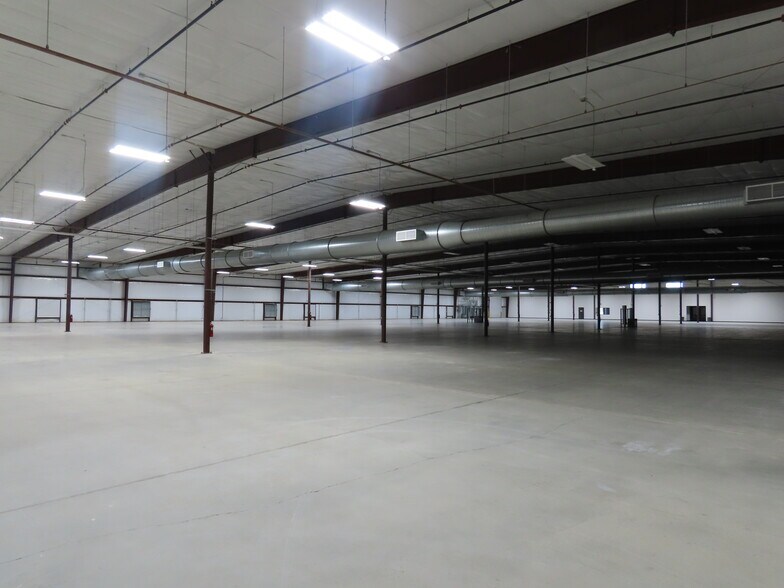 More Photos Of 1205 Commerce St, Caldwell Warehouse For Lease