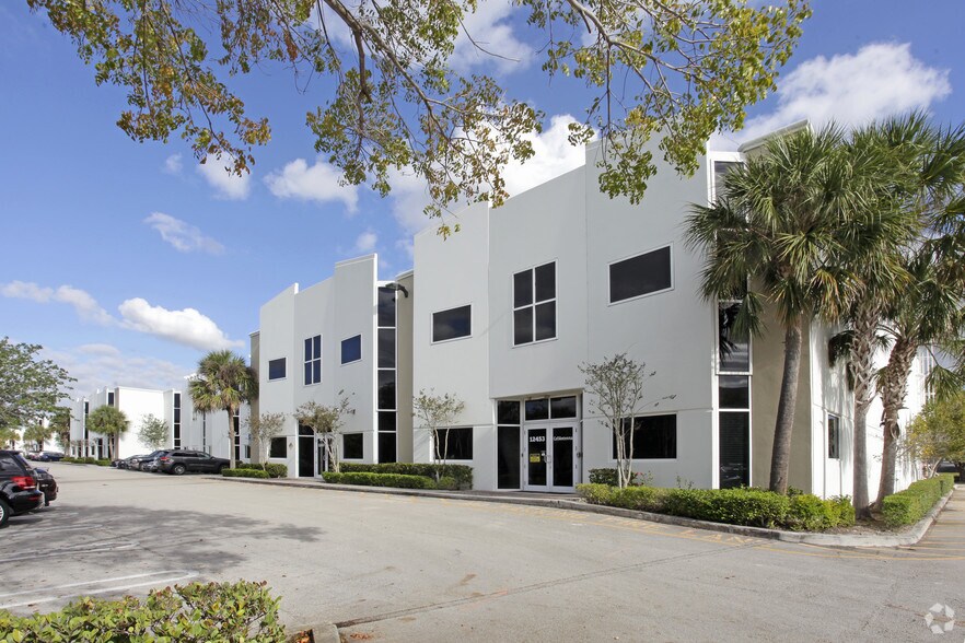 More Photos Of 12489 NW 44th St, Coral Springs Light Manufacturing For Sale