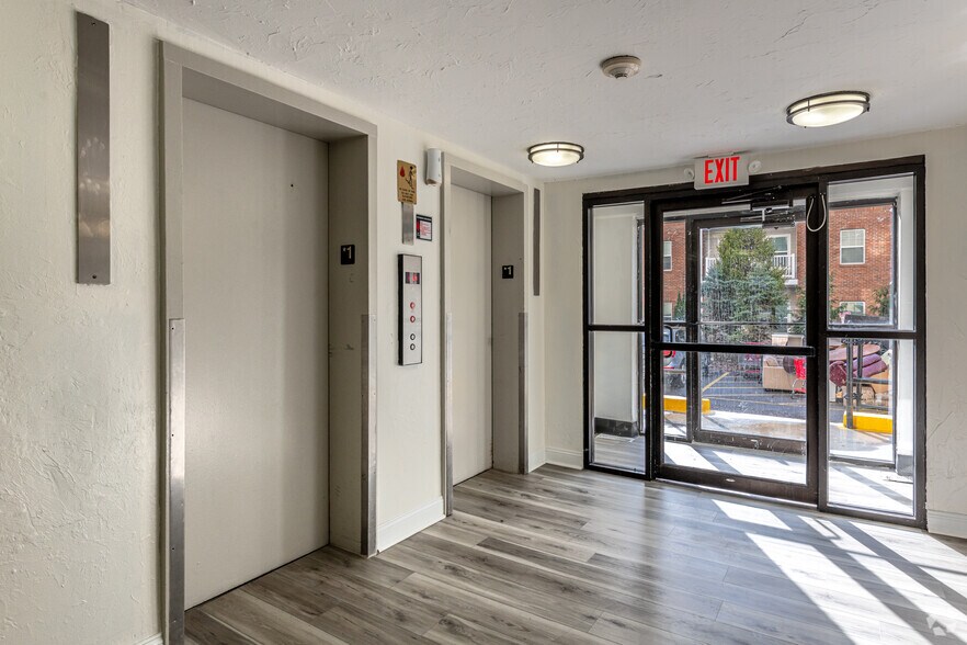 More Photos Of 30901 Lake Shore Blvd, Willowick Multifamily For Sale