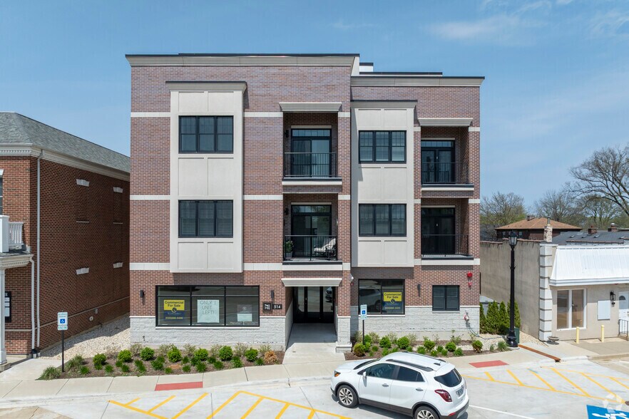 More Photos Of 514 Hillgrove Ave, Western Springs Apartments For Lease