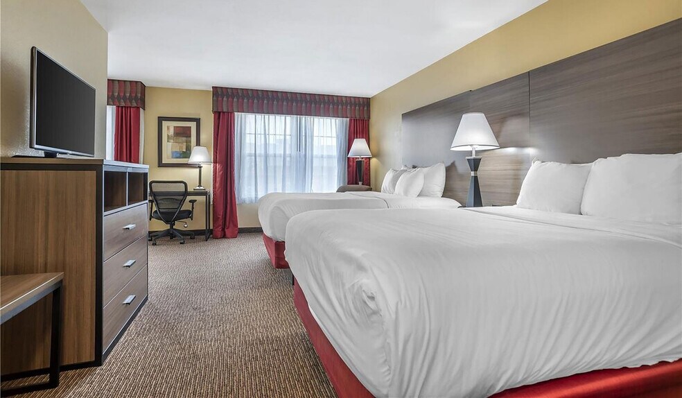 More Photos Of 5041 Academy Ln, Bessemer Hotel For Sale