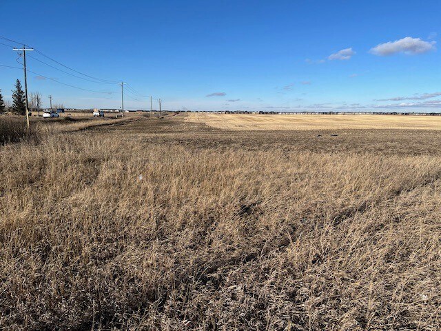 More Photos Of 10010 68 St NE, Calgary Land For Sale
