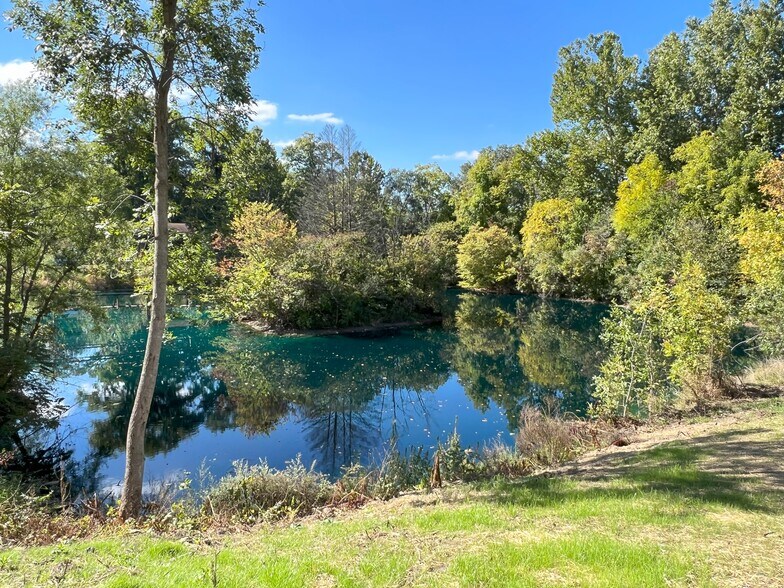 More Photos Of 2271 S Cost a Plenty Rd, Warsaw Apartments For Sale