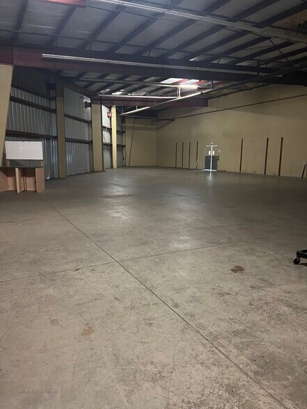 More Photos Of 4150-4190 W Shaw Ave, Fresno Unknown For Lease