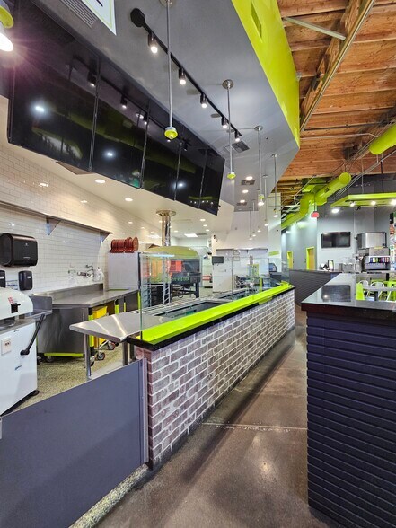 More Photos Of S 48th St @ Broadway Rd, Phoenix Unknown For Lease