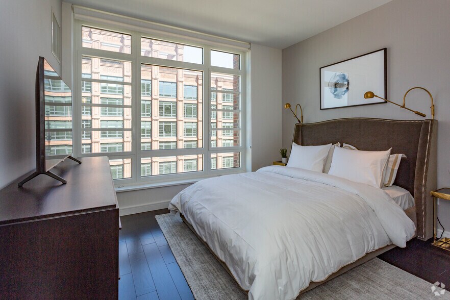 More Photos Of 199 2nd St, Mineola Apartments For Lease