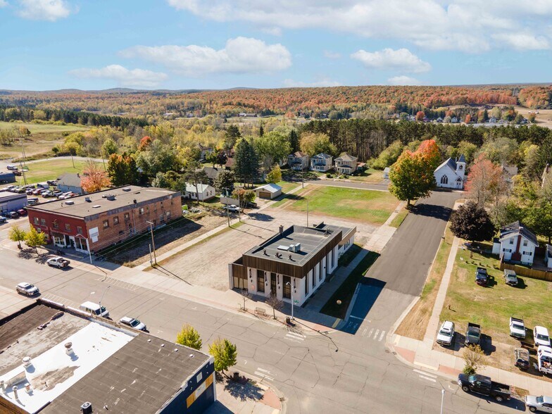 More Photos Of 402 Washington Ave, Iron River Bank For Sale