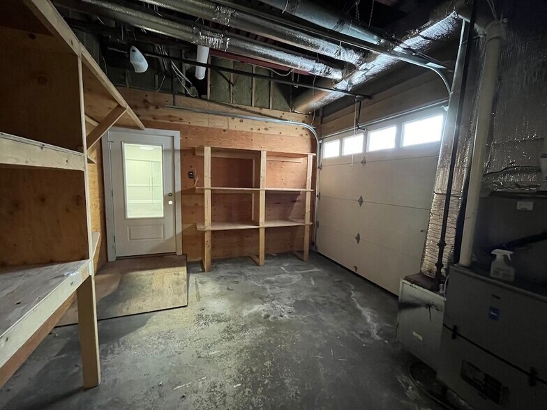 More Photos Of 397-401 Lowell St, Lexington Storefront For Lease