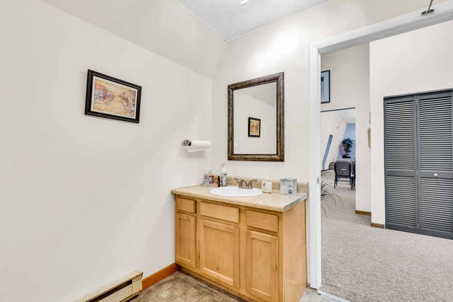 More Photos Of 4277 Columbus Pike, Delaware Religious Facility For Sale