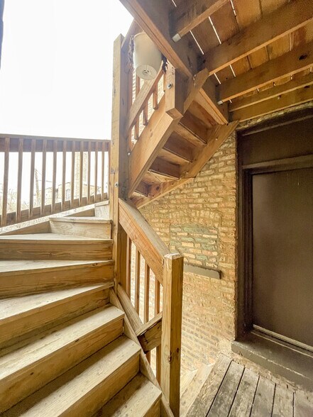 More Photos Of 5100-5104 W Madison St, Chicago Apartments For Sale
