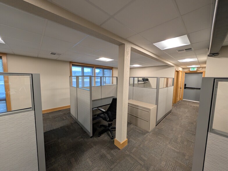 More Photos Of 5616 Third Ave, Ferndale Medical For Lease