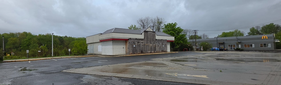 More Photos Of 237 King St, Northampton Service Station For Sale
