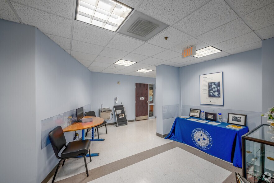 More Photos Of 1082 Davol St, Fall River Apartments For Lease