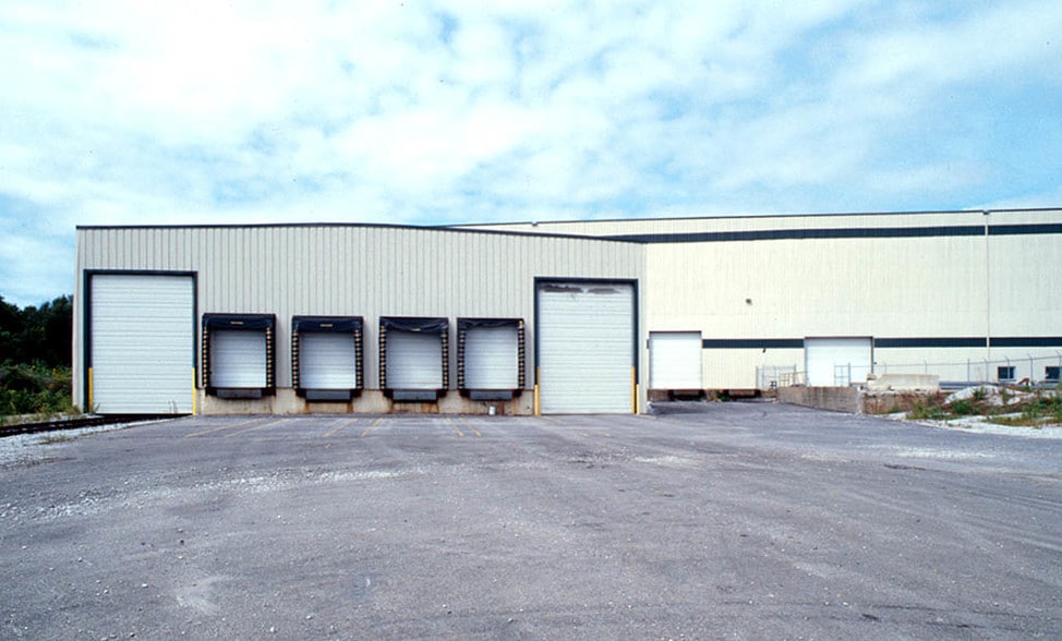 More Photos Of 217 S Belmont Ave, Indianapolis Warehouse For Lease