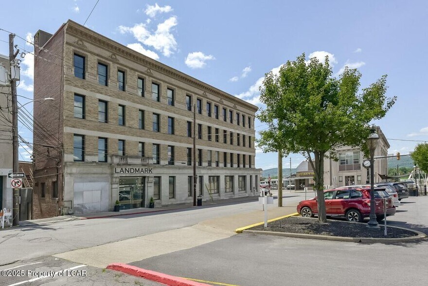 More Photos Of 2 S Main St, Pittston Loft Creative Space For Lease