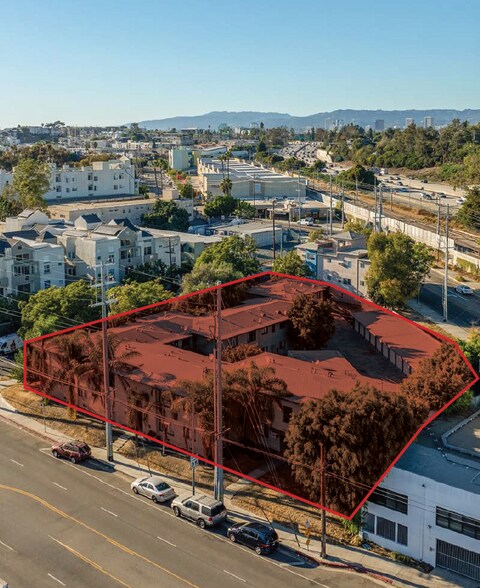 More Photos Of 3470-3488 Clarington Ave, Los Angeles Apartments For Sale