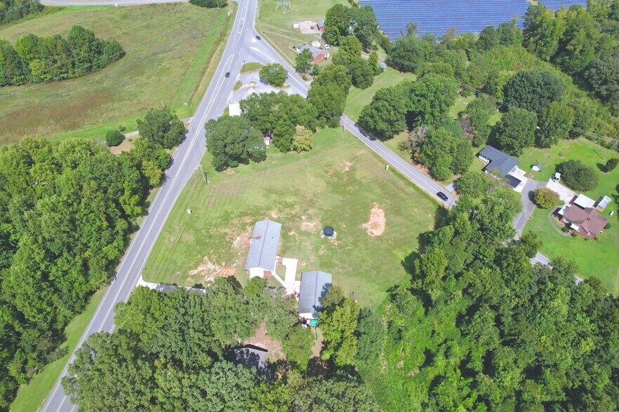 More Photos Of 1013 York Rd, Kings Mountain Land For Sale