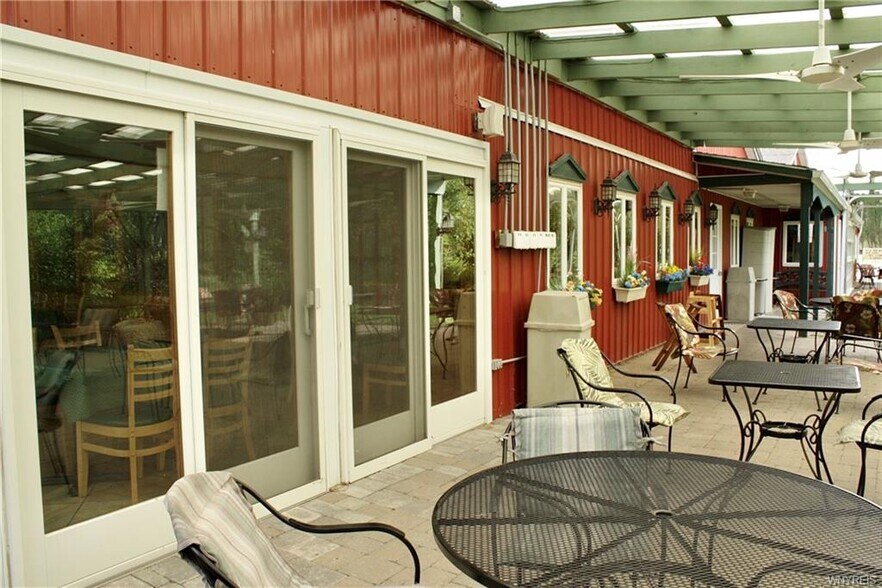 More Photos Of 3333 Lockport Olcott Rd, Newfane Restaurant For Sale