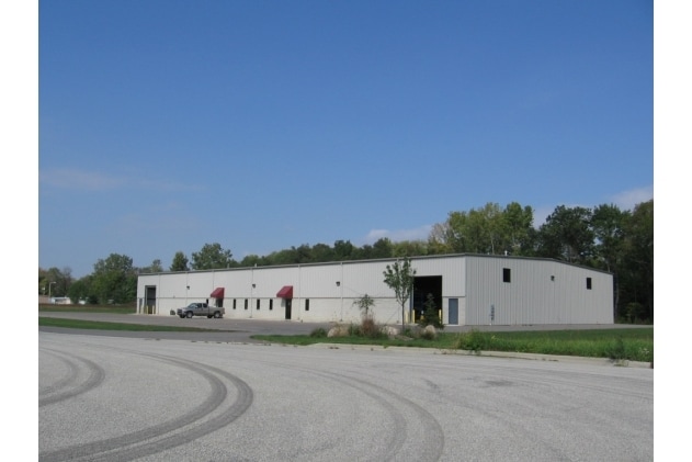 More Photos Of 1845 Hemlock Ct, Goshen Warehouse For Sale