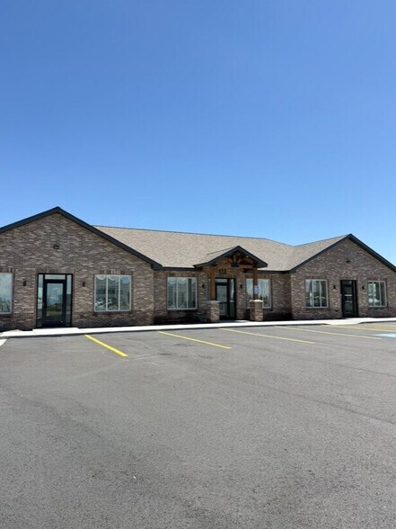 More Photos Of 112 Sugar Avenue, Sugar City Office For Lease