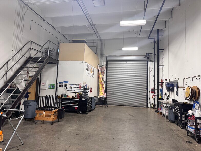 More Photos Of 1810 N Rosemont, Mesa Warehouse For Sale