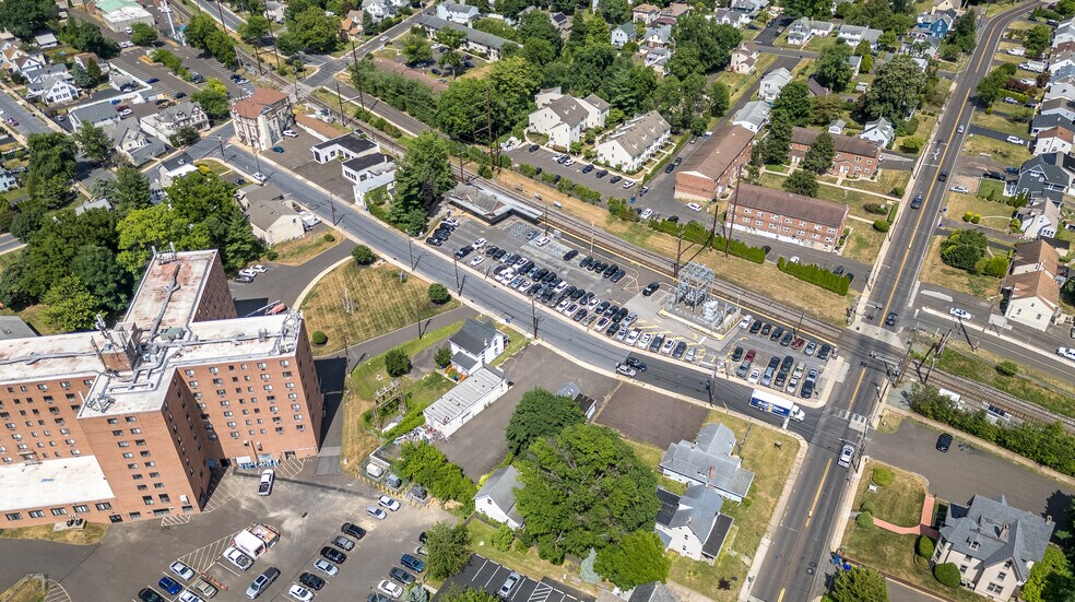 More Photos Of 42 Penn St, Hatboro Storefront For Sale