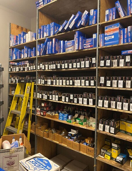 More Photos Of 2195 Briarcliff Rd NE, Atlanta Auto Repair For Sale