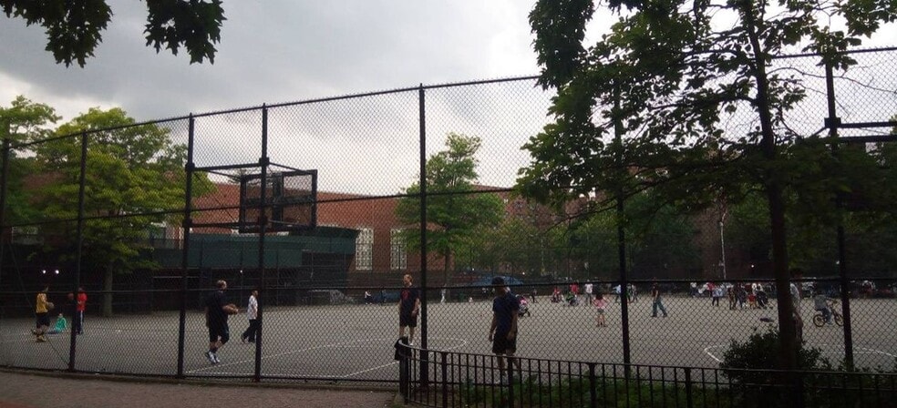 More Photos Of 14105 Northern Blvd, Flushing Healthcare For Sale