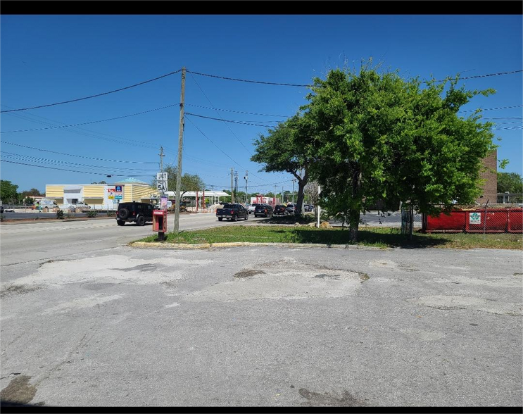 More Photos Of 1027 Mason Ave, Daytona Beach General Retail For Sale