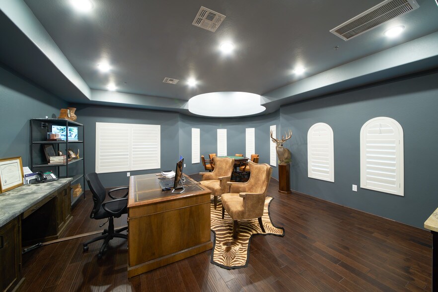 More Photos Of Greatwood Parkway, Sugar Land Office For Sale