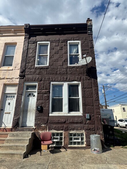 More Photos Of , Philadelphia Unknown For Sale