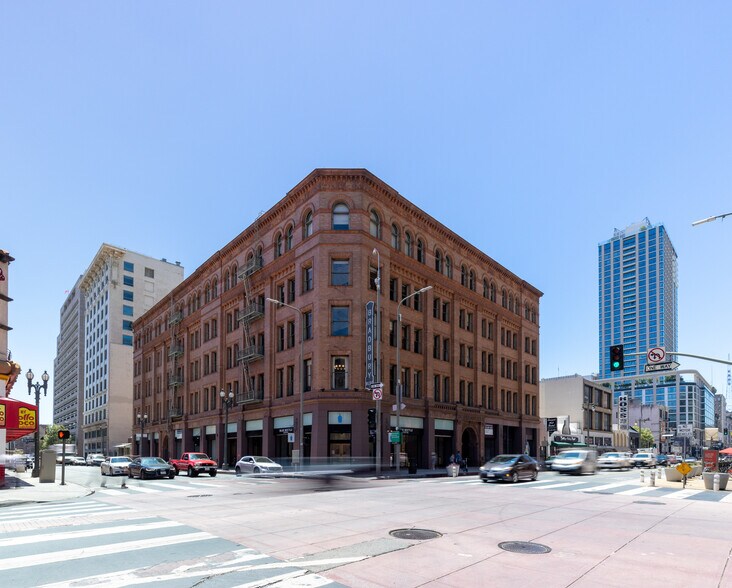 More Photos Of 300-310 S Broadway, Los Angeles Office For Lease