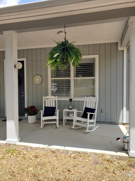 More Photos Of 10910 Ruden Rd, North Fort Myers Specialty For Sale