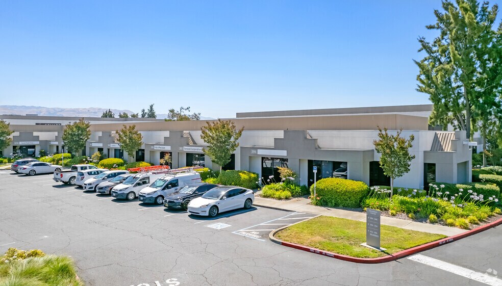 More Photos Of 304-344 S Abbott Ave, Milpitas Unknown For Lease