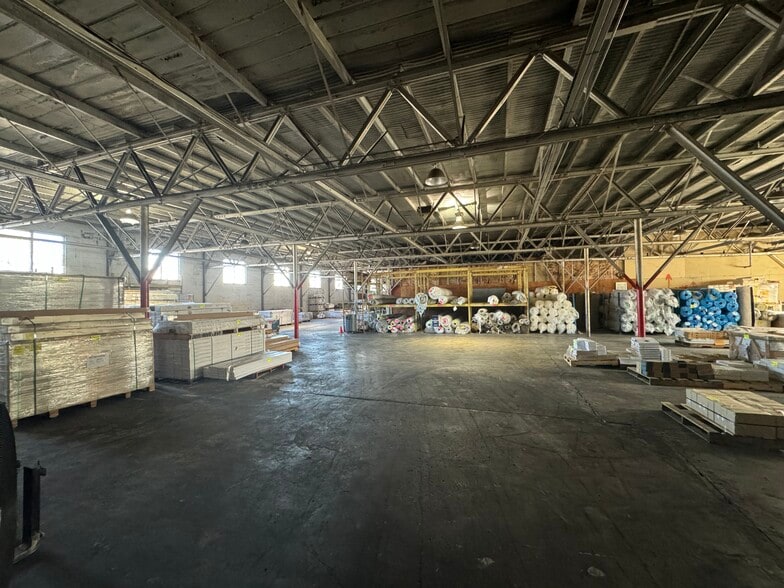 More Photos Of 4318 S Manhattan Ave, Tampa Warehouse For Lease