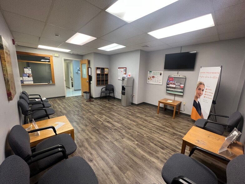 More Photos Of 140 Commonwealth Ave, Danvers Medical For Lease