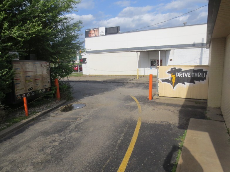 More Photos Of 205 W 7th Ave, Augusta Fast Food For Sale