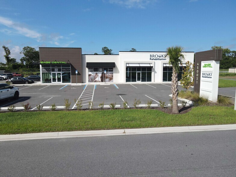 More Photos Of State Road 200 @ US Highway 1, Callahan Storefront Retail Office For Lease