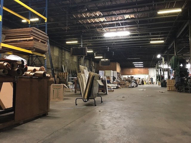 More Photos Of 1115 Mt Vernon St, Camden Warehouse For Lease
