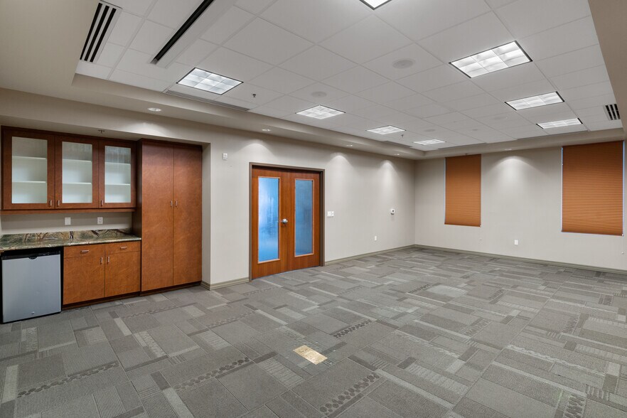 More Photos Of 6960 Smoke Ranch Rd, Las Vegas Medical For Lease