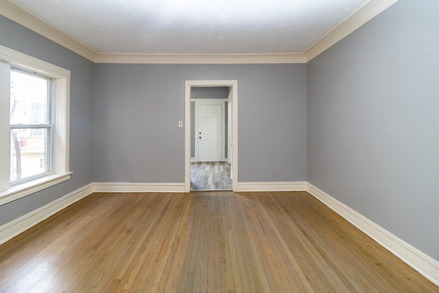 More Photos Of 7304 S Union Ave, Chicago Multifamily For Sale