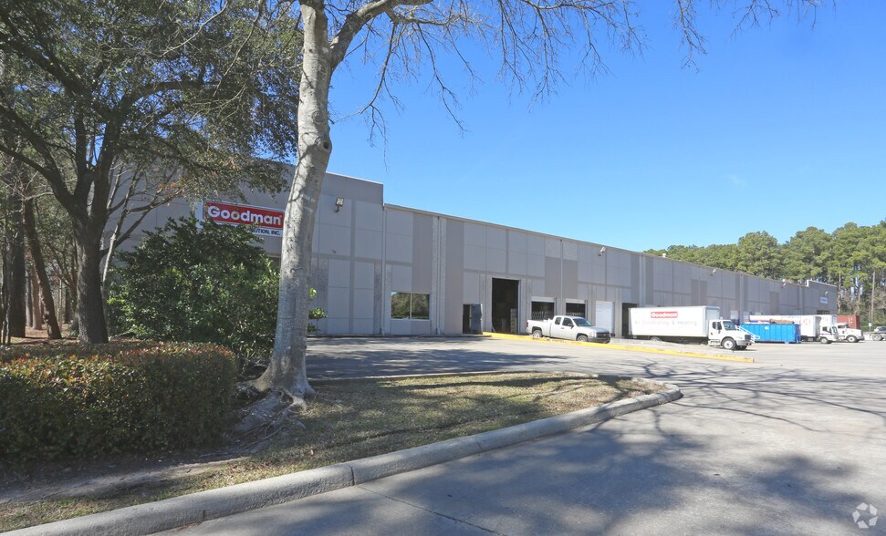 More Photos Of 14469-14469 Heathrow Forest Pky, Houston Warehouse For Lease