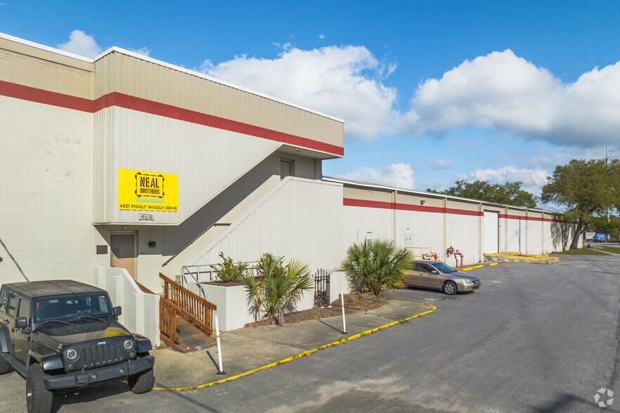 More Photos Of 4531 Piggly Wiggly Dr, North Charleston Distribution For Lease