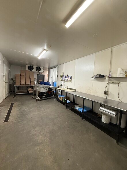 More Photos Of 2601 SW 31st Ave, Hallandale Beach Manufacturing For Lease